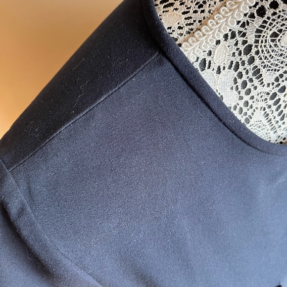 Forever 21 navy dress with pockets - Picture 3 of 4